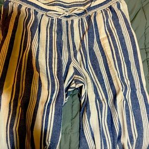Old Navy wide leg linen/rayon spring/summer pant. Drawstring waste size XL